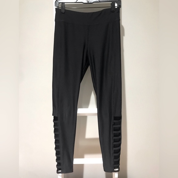 Adore Me Leggings - Picture 1 of 4